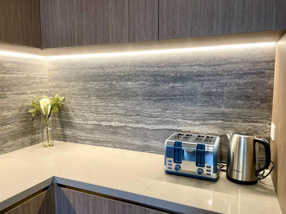 Luxury Stunning Riverview 1 Bedroom Apt 479F Gold Coast Esterno foto