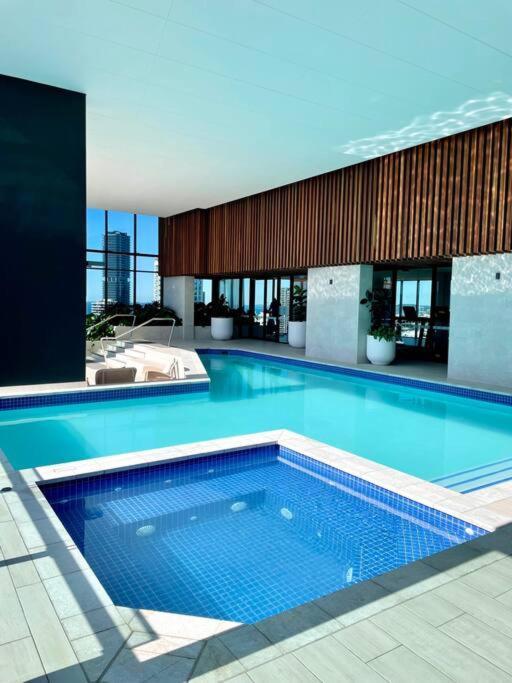 Luxury Stunning Riverview 1 Bedroom Apt 479F Gold Coast Esterno foto